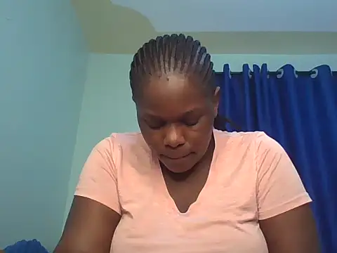 Snapshot of curvy--pussy23 chatting on 06-28-26, 11:38 curvy--pussy23 online show from 06-28-26, 11:38