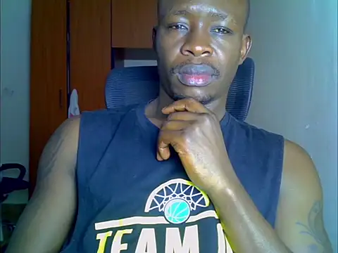 Snapshot of BillyBlackss chatting on 05-17-26, 03:37 BillyBlackss online show from 05-17-26, 03:37