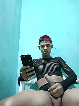 Snapshot of cute_boy_angelx18 chatting on 07-19-26, 07:01 cute boy angelx18 online show from 07-19-26, 07:01