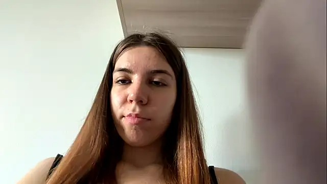LaurindaStalford online show from 05-27-26, 01:08