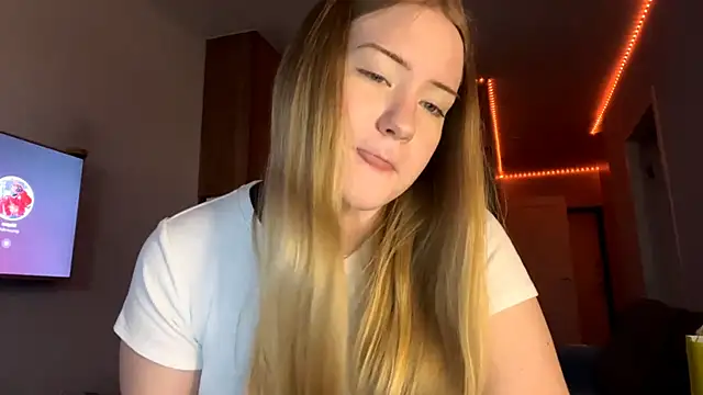 Lisi Kiss  online show from 05-25-26, 06:47