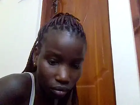 Snapshot of slimy_gal12 chatting on 05-25-26, 07:20 slimy gal12 online show from 05-25-26, 07:20
