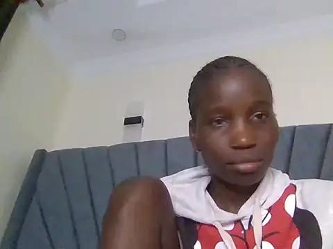Snapshot of slimy_gal12 chatting on 06-25-26, 06:01 slimy gal12 online show from 06-25-26, 06:01