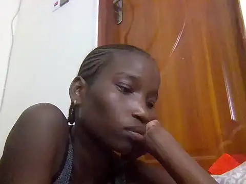 Snapshot of slimy_gal12 chatting on 06-26-26, 06:07 slimy gal12 online show from 06-26-26, 06:07