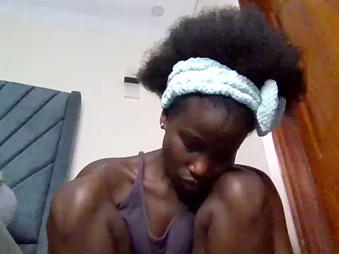 Snapshot of slimy_gal12 chatting on 07-10-26, 09:56 slimy gal12 online show from 07-10-26, 09:56