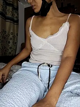 Snapshot of tamanna-01 chatting on 05-18-26, 04:46 tamanna-01 online show from 05-18-26, 04:46
