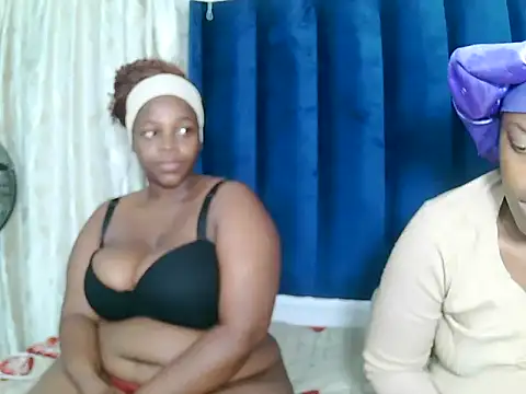 Snapshot of NaturalCurves7 chatting on 05-26-26, 08:16 NaturalCurves7 online show from 05-26-26, 08:16