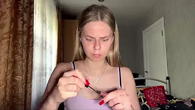 HoneysPiee online show from 06-23-26, 10:24