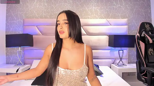 Snapshot of VanesaGuzman chatting on 06-15-26, 12:07 VanesaGuzman online show from 06-15-26, 12:07