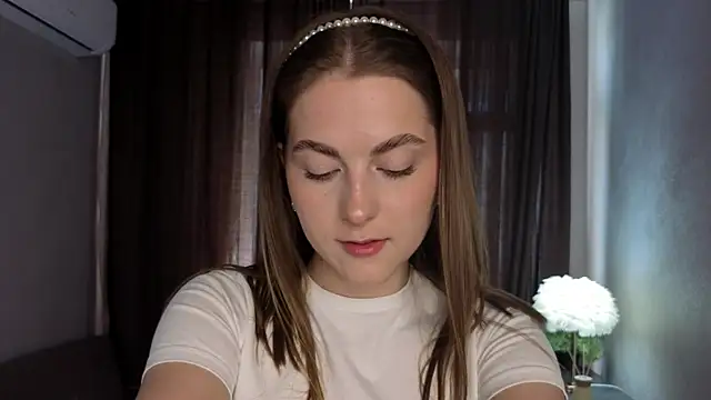 CarolannMirjah online show from 05-28-26, 04:21