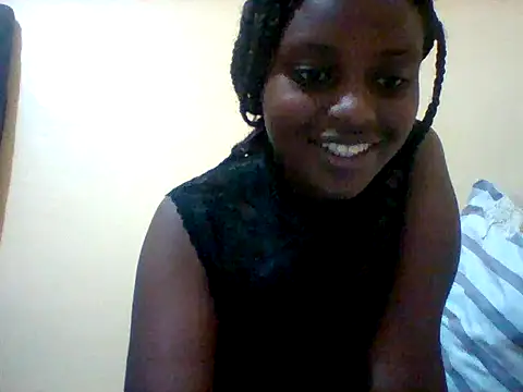 Snapshot of liligal chatting on 05-17-26, 05:38 liligal online show from 05-17-26, 05:38