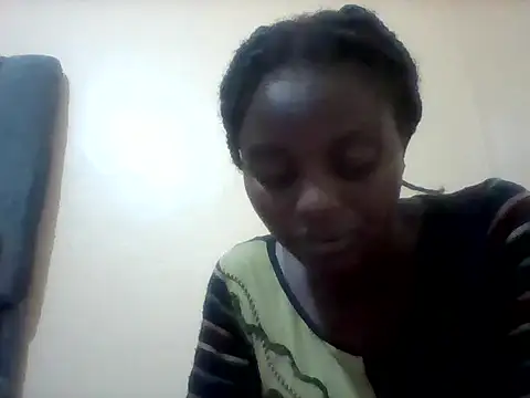 Snapshot of liligal chatting on 05-19-26, 07:31 liligal online show from 05-19-26, 07:31