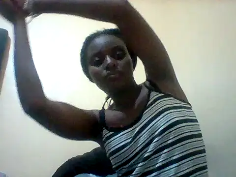 Snapshot of liligal chatting on 05-22-26, 06:46 liligal online show from 05-22-26, 06:46
