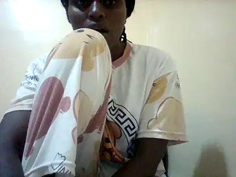 Snapshot of liligal chatting on 05-24-26, 07:30 liligal online show from 05-24-26, 07:30