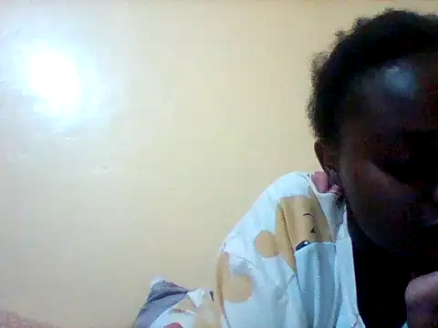 Snapshot of liligal chatting on 05-28-26, 07:22 liligal online show from 05-28-26, 07:22