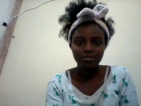 Snapshot of liligal chatting on 06-04-26, 04:40 liligal online show from 06-04-26, 04:40