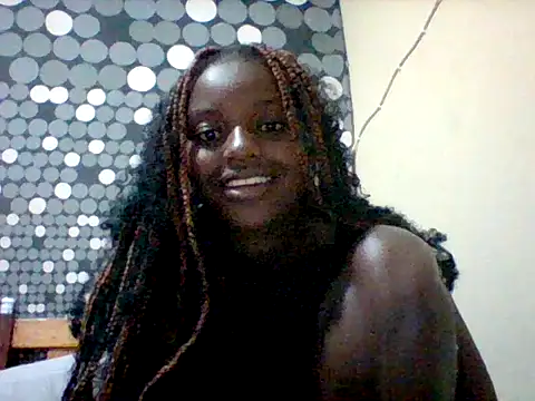 Snapshot of liligal chatting on 06-14-26, 04:14 liligal online show from 06-14-26, 04:14