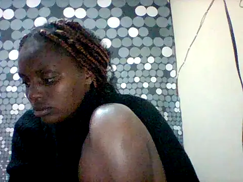 Snapshot of liligal chatting on 06-14-26, 07:05 liligal online show from 06-14-26, 07:05