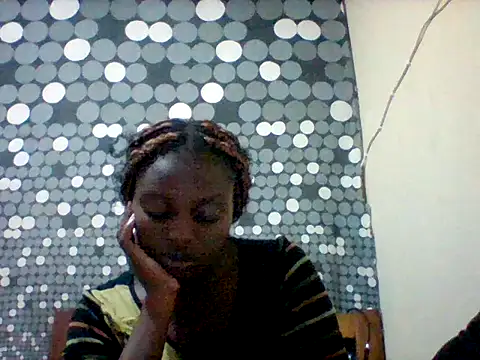 Snapshot of liligal chatting on 06-15-26, 07:27 liligal online show from 06-15-26, 07:27