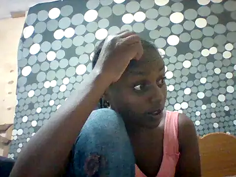 Snapshot of liligal chatting on 07-07-26, 12:46 liligal online show from 07-07-26, 12:46