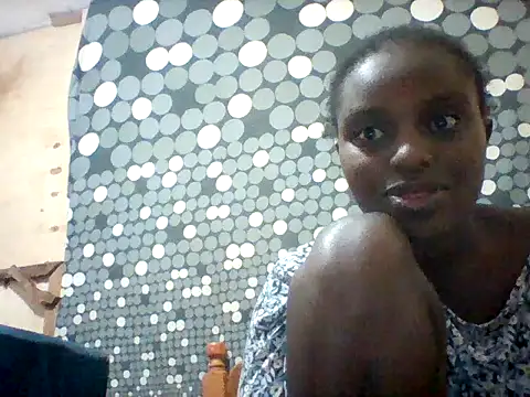 Snapshot of liligal chatting on 07-07-26, 06:47 liligal online show from 07-07-26, 06:47