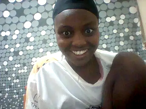 Snapshot of liligal chatting on 07-16-26, 05:02 liligal online show from 07-16-26, 05:02
