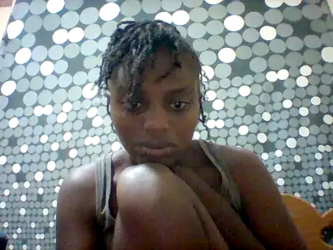 Snapshot of liligal chatting on 07-21-26, 05:32 liligal online show from 07-21-26, 05:32