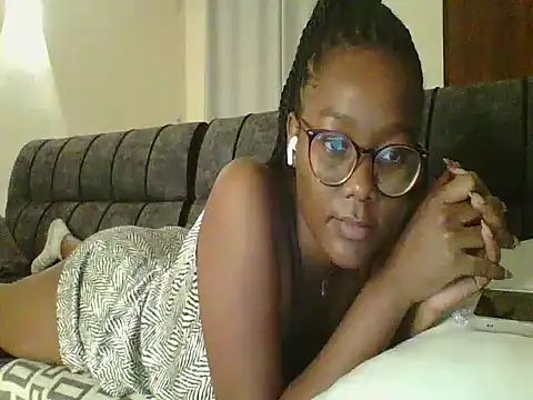 Snapshot of Sinful_shadow chatting on 07-16-26, 01:33 Sinful shadow online show from 07-16-26, 01:33