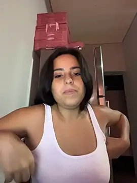 Snapshot of onMelan chatting on 05-18-26, 01:39 onMelan online show from 05-18-26, 01:39