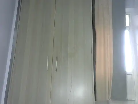 Snapshot of petite_lexiiivv chatting on 06-09-26, 05:30 petite lexiiivv online show from 06-09-26, 05:30