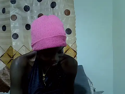Snapshot of Pretty_min chatting on 06-19-26, 07:17 Pretty min online show from 06-19-26, 07:17