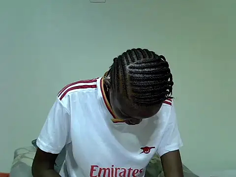 Snapshot of Pretty_min chatting on 07-01-26, 08:27 Pretty min online show from 07-01-26, 08:27
