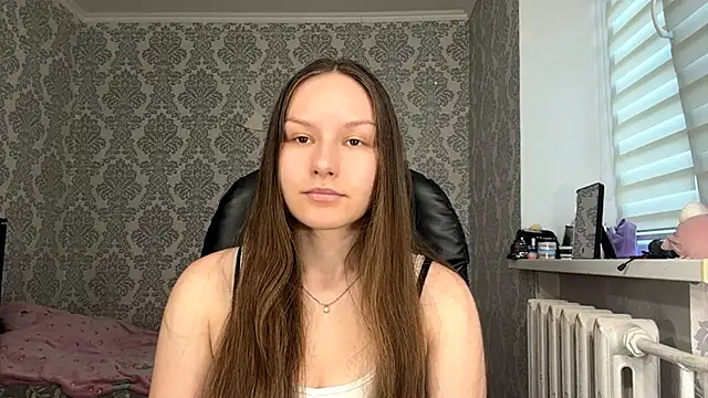 ShaylaChong online show from 07-01-26, 04:03