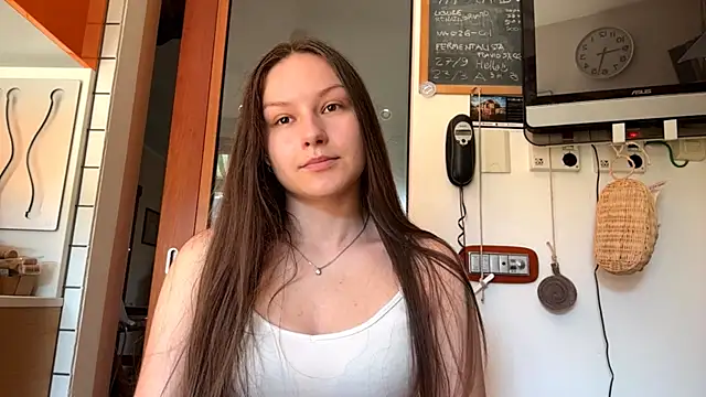 ShaylaChong online show from 07-09-26, 07:23