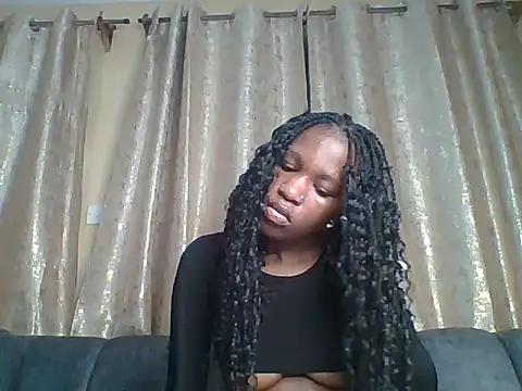 Snapshot of Sexy_dotta chatting on 06-11-26, 01:42 Sexy dotta online show from 06-11-26, 01:42