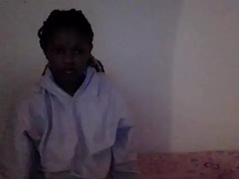 Snapshot of Jiggle_assie chatting on 06-25-26, 05:23 Jiggle assie online show from 06-25-26, 05:23