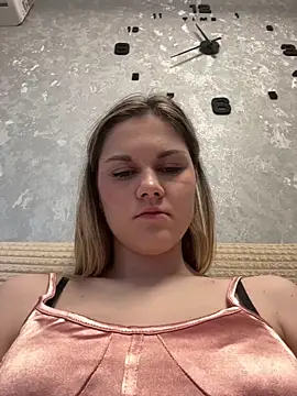 la lisa  online show from 06-03-26, 06:49