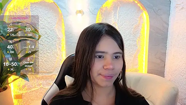 Snapshot of roxan1_tp chatting on 07-04-26, 12:44 roxan1 tp online show from 07-04-26, 12:44