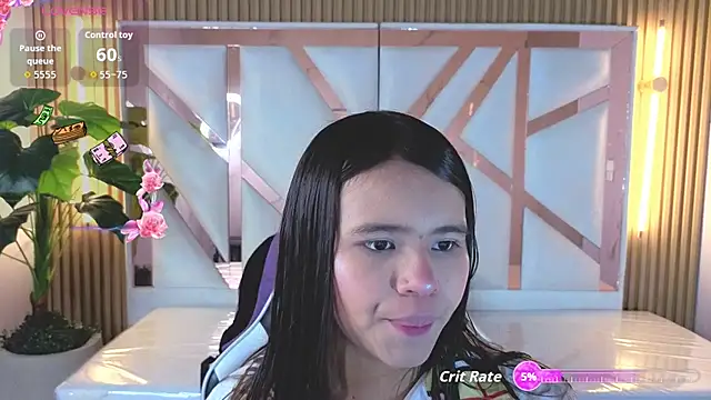 Snapshot of roxan1_tp chatting on 07-12-26, 12:29 roxan1 tp online show from 07-12-26, 12:29