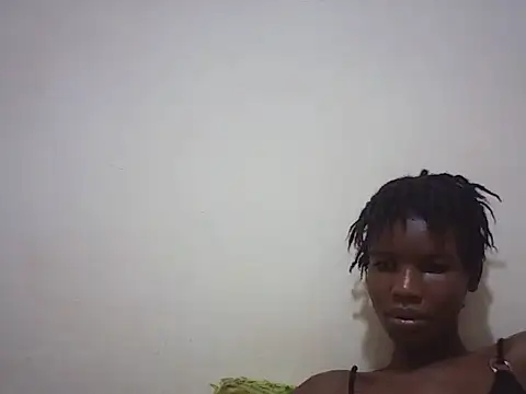 Snapshot of Bootylovet chatting on 05-17-26, 12:23 Bootylovet online show from 05-17-26, 12:23
