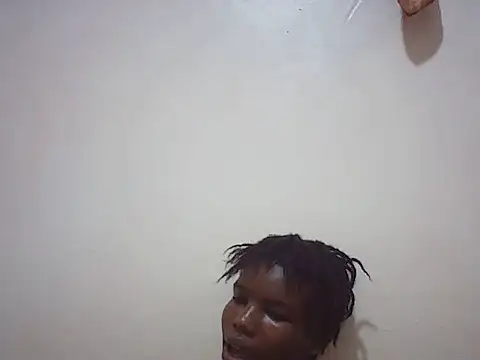 Snapshot of Bootylovet chatting on 05-18-26, 10:32 Bootylovet online show from 05-18-26, 10:32