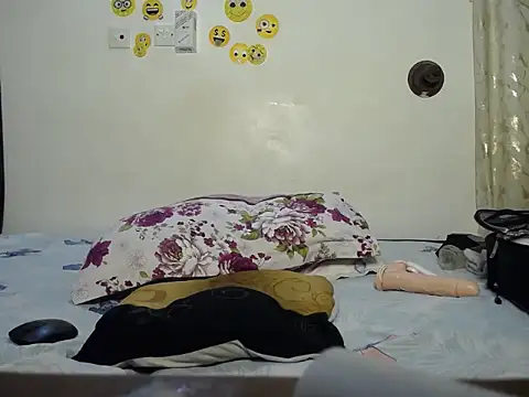 KlaraCandy online show from 07-18-26, 05:11