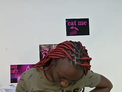 Snapshot of mardhiyah chatting on 07-18-26, 04:05 mardhiyah online show from 07-18-26, 04:05