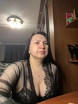 EvaBeautyXxX online show from 06-17-26, 08:32