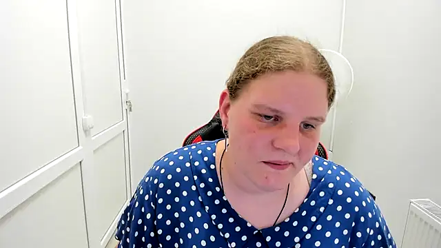 Snapshot of Bella_shyy_ chatting on 07-07-26, 03:16 Bella shyy online show from 07-07-26, 03:16