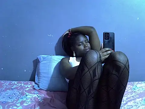 Snapshot of Beautycute chatting on 05-29-26, 10:08 Beautycute online show from 05-29-26, 10:08