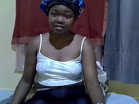 Snapshot of cuttepappy chatting on 05-31-26, 07:37 cuttepappy online show from 05-31-26, 07:37