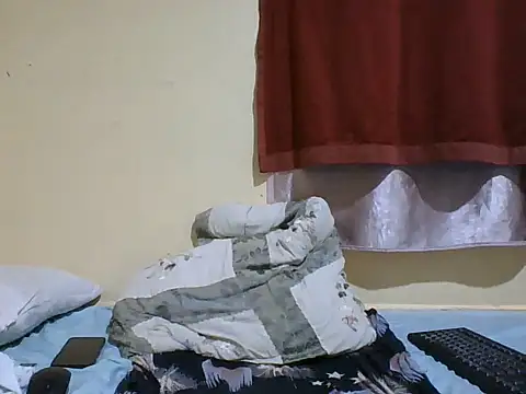 Snapshot of cuttepappy chatting on 07-07-26, 06:47 cuttepappy online show from 07-07-26, 06:47