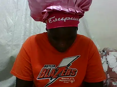 Snapshot of Hot-Perryl chatting on 05-21-26, 06:26 Hot-Perryl online show from 05-21-26, 06:26