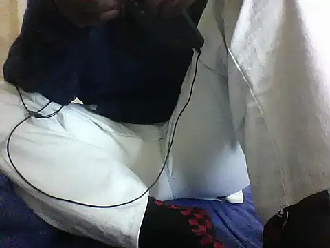 Snapshot of saraswee chatting on 05-31-26, 02:57 saraswee online show from 05-31-26, 02:57